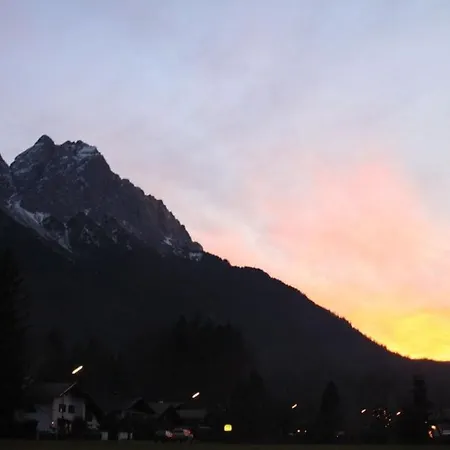 Hoellentalspitze In Haus Zugspitze Ferienhaus