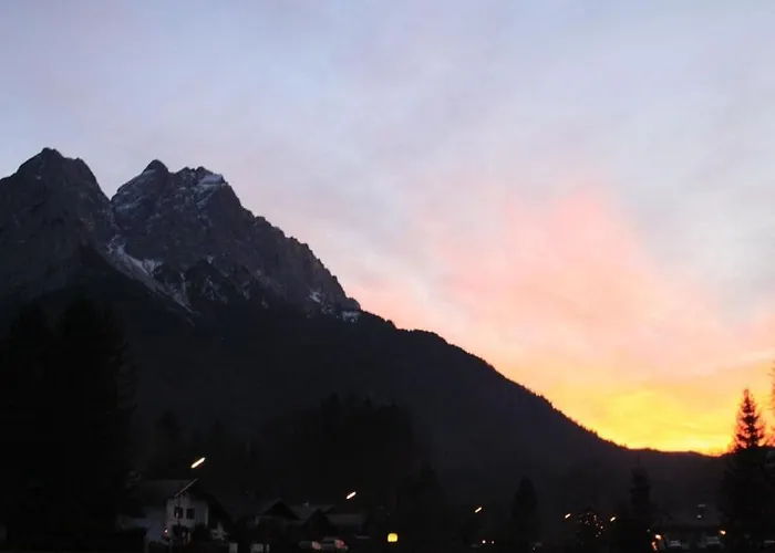 Hoellentalspitze In Haus Zugspitze Ferienhaus